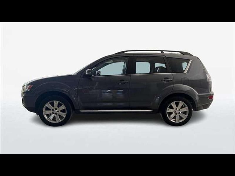 Usata Mitsubishi Outlander Instyle 156 CV (114 kW) 2012 Grigio SUV