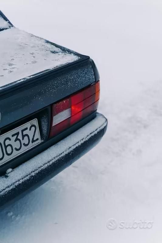 Usata BMW 316 100 CV (73 kW) 1988 Grigio Berlina