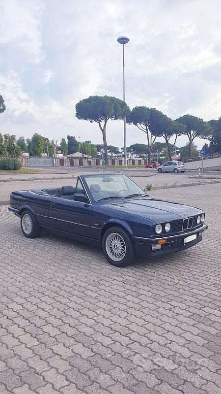 Usata BMW 320 Cabriolet Efficient Dynamics 129 CV (94 kW) 1988 Blu Cabrio