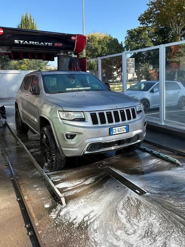 Usata Jeep Cherokee 2013 Grigio SUV