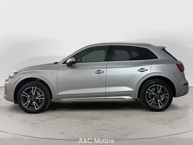 Usata Audi Q5 Ambiente 204 CV (150 kW) 2024 Argento SUV