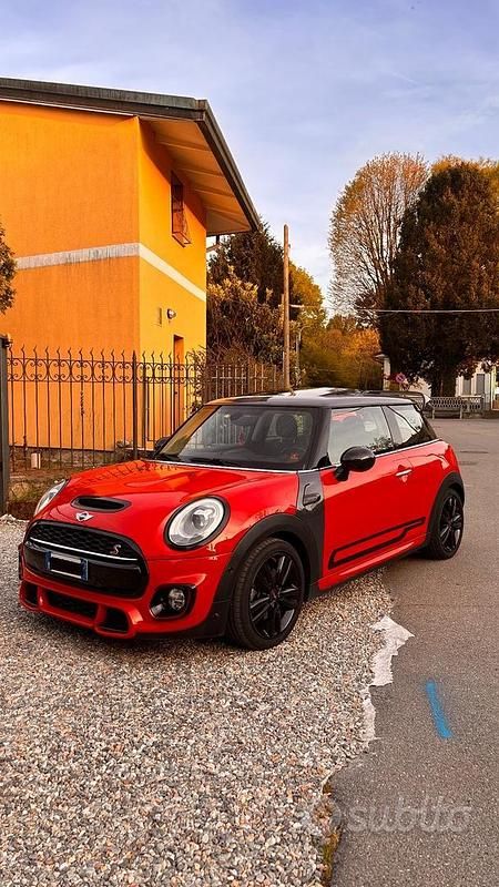 Usata Mini Cooper S 280 CV (205 kW) 2016 Utilitaria