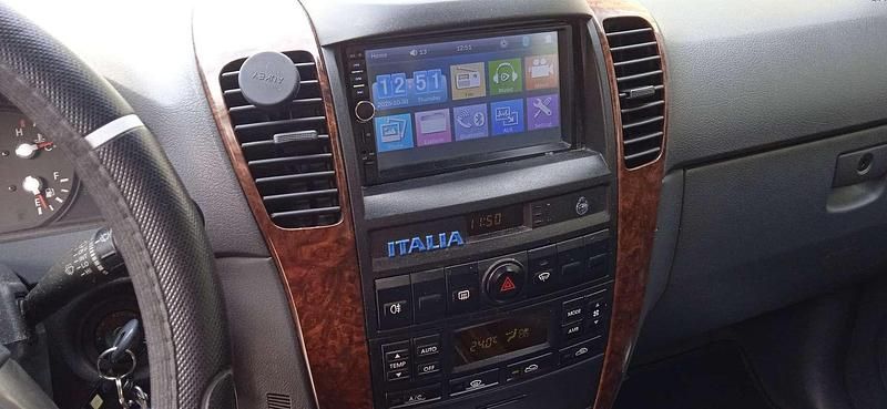 Usata Kia Sorento 140 CV (102 kW) 2002 Rosso SUV