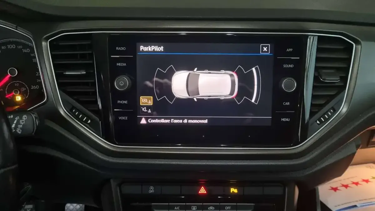 Usata VW T-Roc Advance 150 CV (110 kW) 2018 Grigio SUV