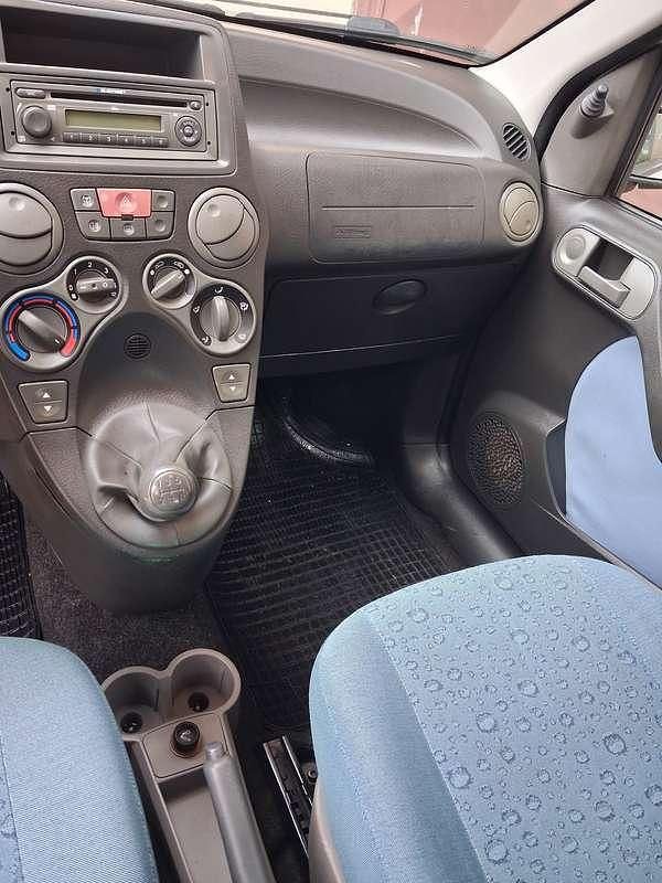 Usata Fiat Panda Dynamic 69 CV (50 kW) 2009 Argento Utilitaria