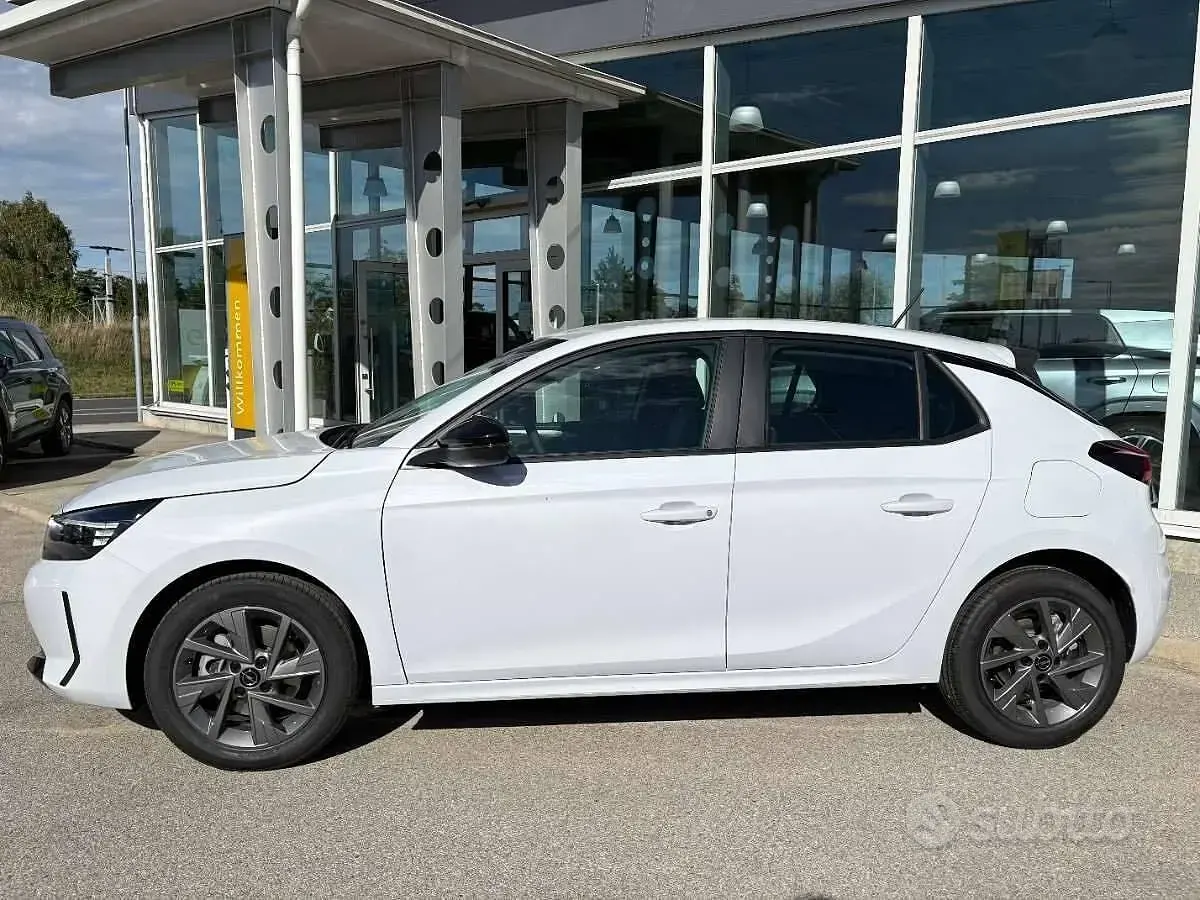 Nuova Opel Corsa 101 CV (74 kW) 2026 Bianco Utilitaria