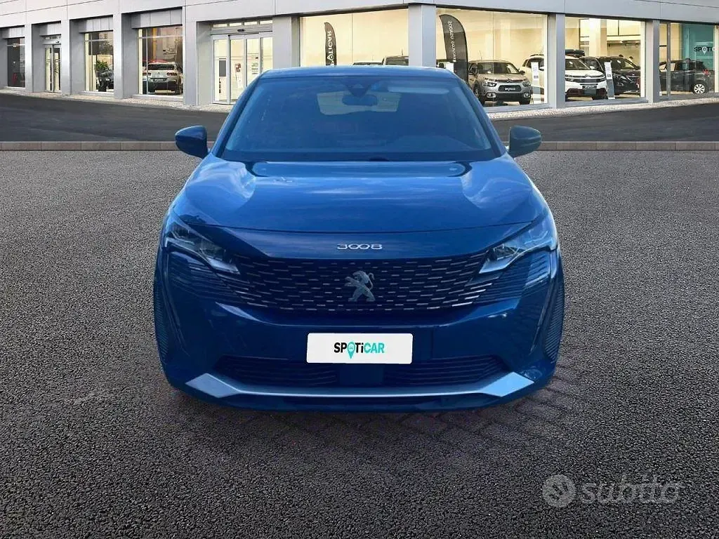 Usata Peugeot 3008 Allure 131 CV (96 kW) 2022 Blu SUV