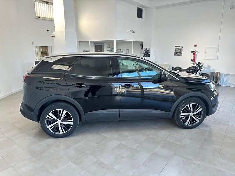 Usata Peugeot 3008 Allure 131 CV (96 kW) 2019 Nero Station wagon