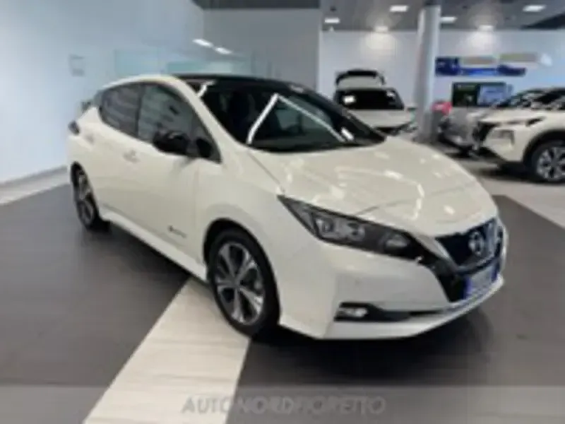Usata Nissan Leaf N-Connecta 110 kW (150 CV) 2019 Bianco Utilitaria