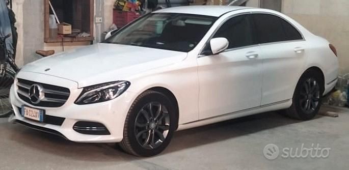Begagnad Mercedes C180 Premium 116 HK (85 kW) 2015 Vit Sedan