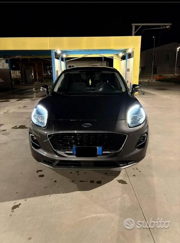 Usata Ford Puma 125 CV (91 kW) 2020 Grigio SUV