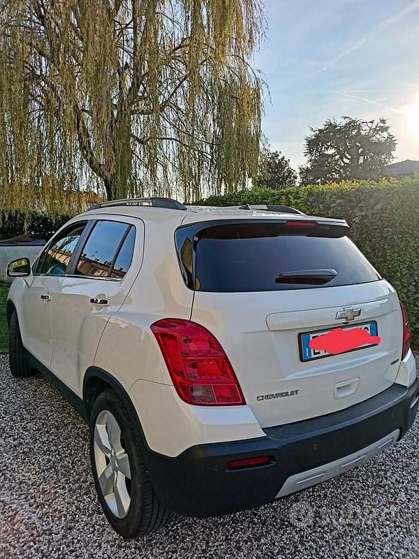 Usata Chevrolet Trax 131 CV (96 kW) 2014 Bianco SUV