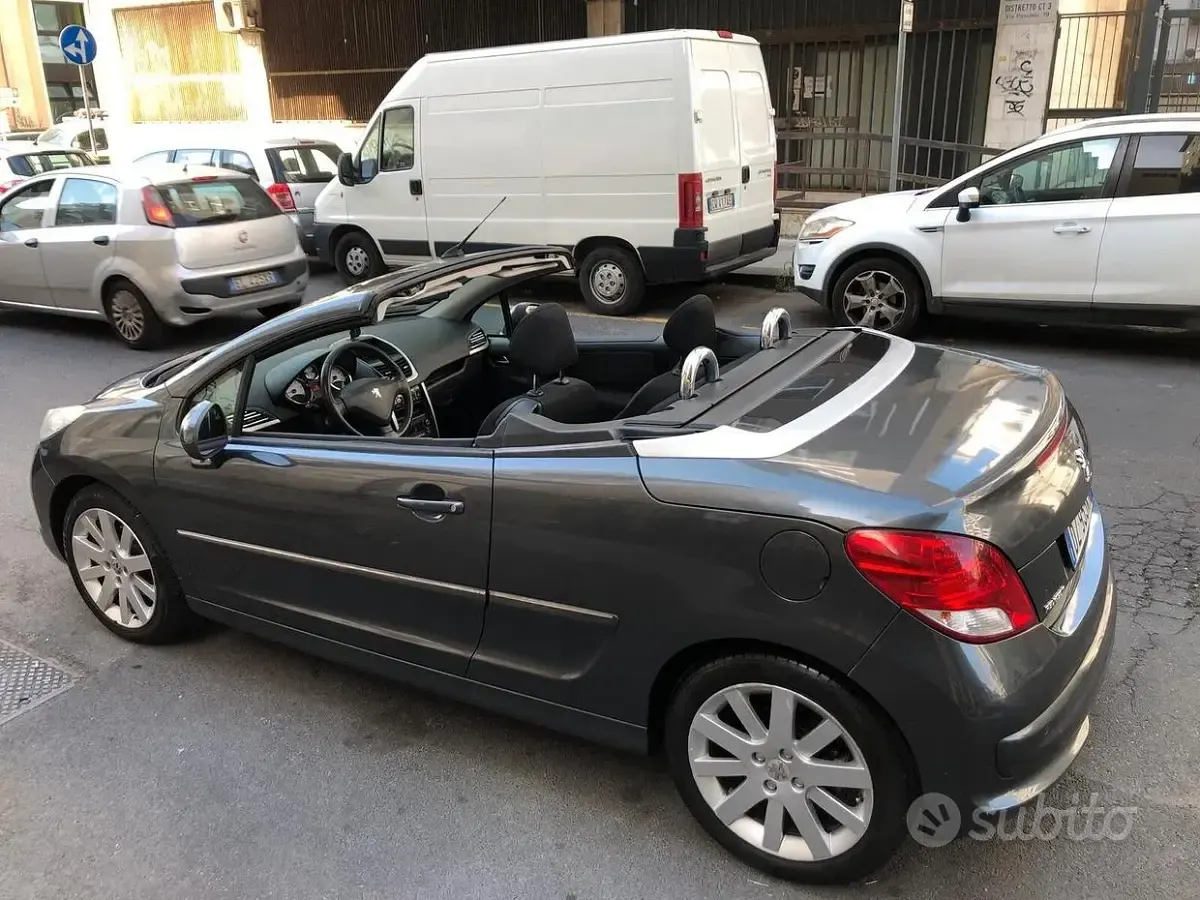 Usata Peugeot 207 CC 110 CV (80 kW) 2010 Grigio Cabrio
