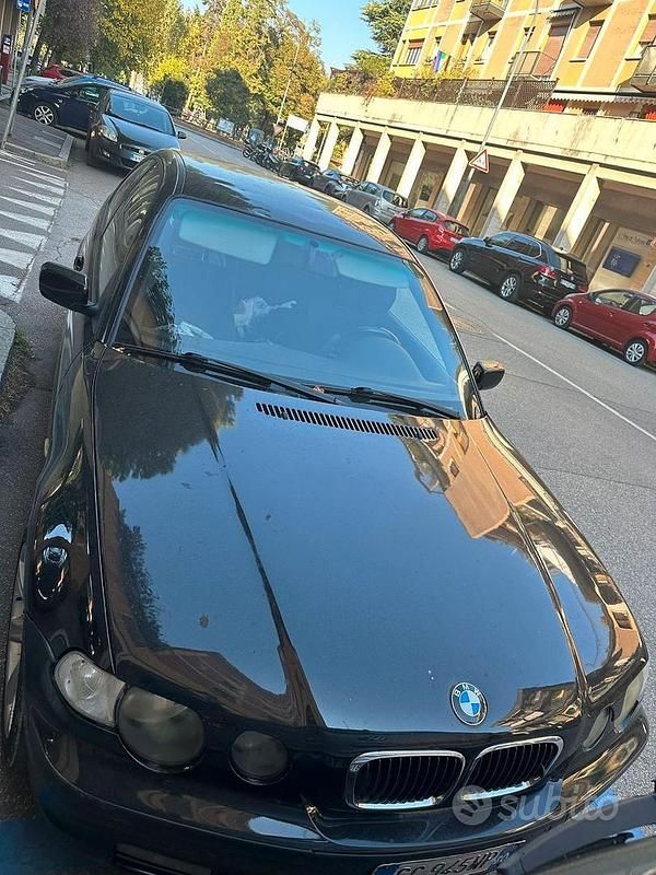 Usata BMW 320 150 CV (110 kW) 2002 Nero Berlina