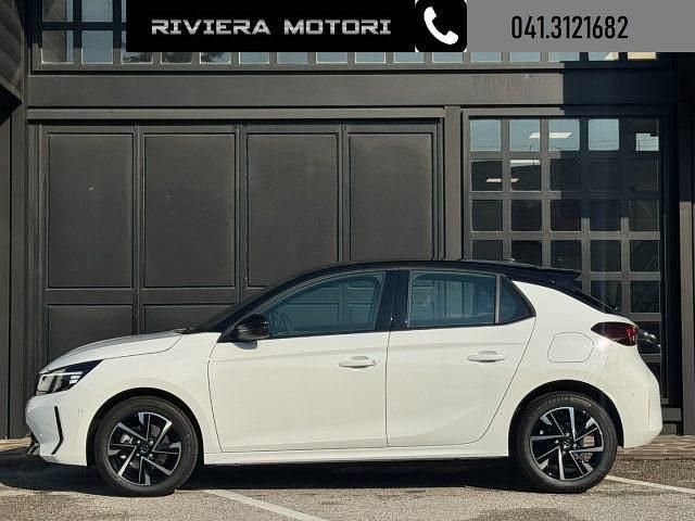 Usata Opel Corsa 101 CV (74 kW) 2025 Grigio Berlina