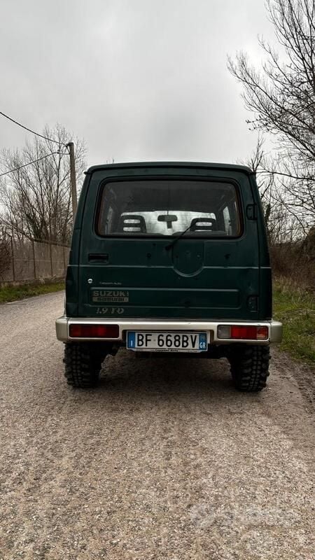 Usata Suzuki Samurai 63 CV (46 kW) 1999 Verde SUV
