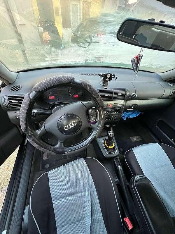 Usata Audi A3 Attraction 101 CV (74 kW) 2003 Utilitaria