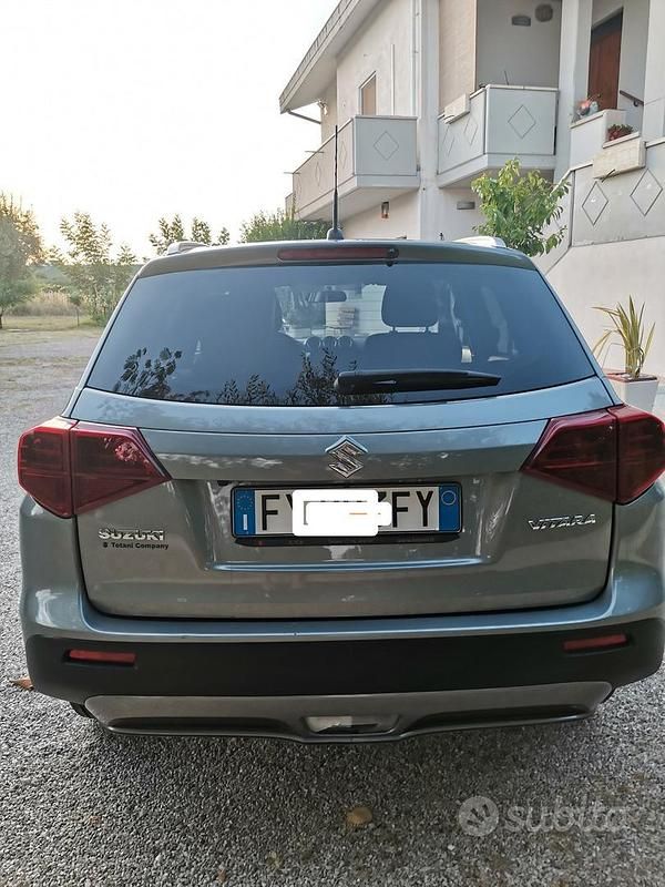 Usata Suzuki Vitara 111 CV (81 kW) 2019 SUV