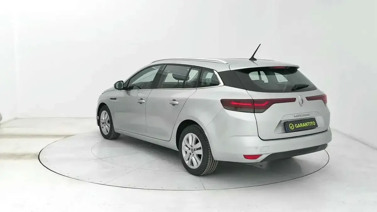 Usata Renault Mégane II Business 116 CV (85 kW) 2021 Grigio Berlina