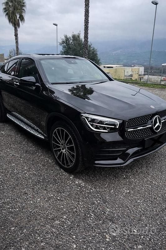 Usata Mercedes GLC300 Premium 2022 Nero Coupé