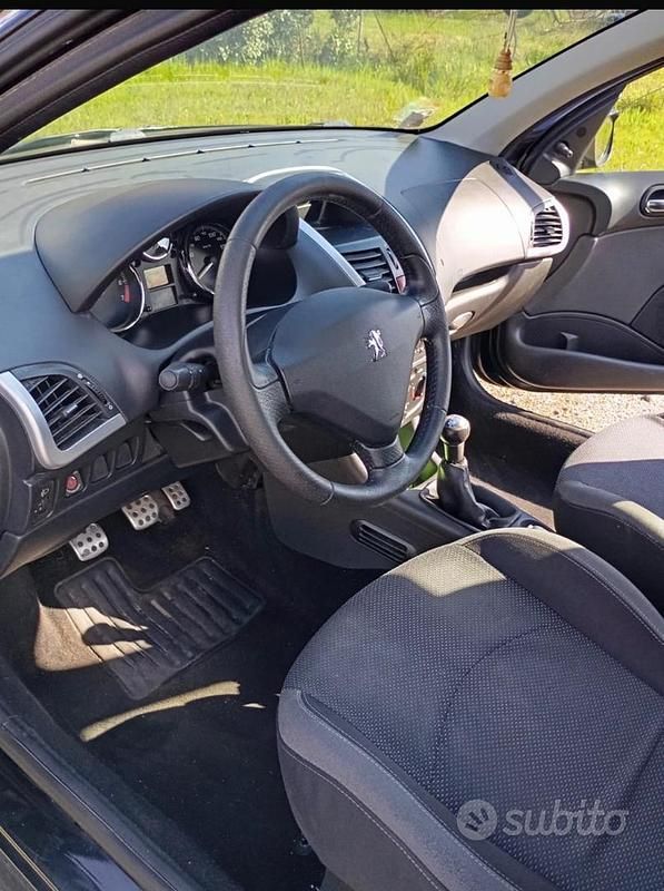 Usata Peugeot 206+ 2011 Nero Utilitaria