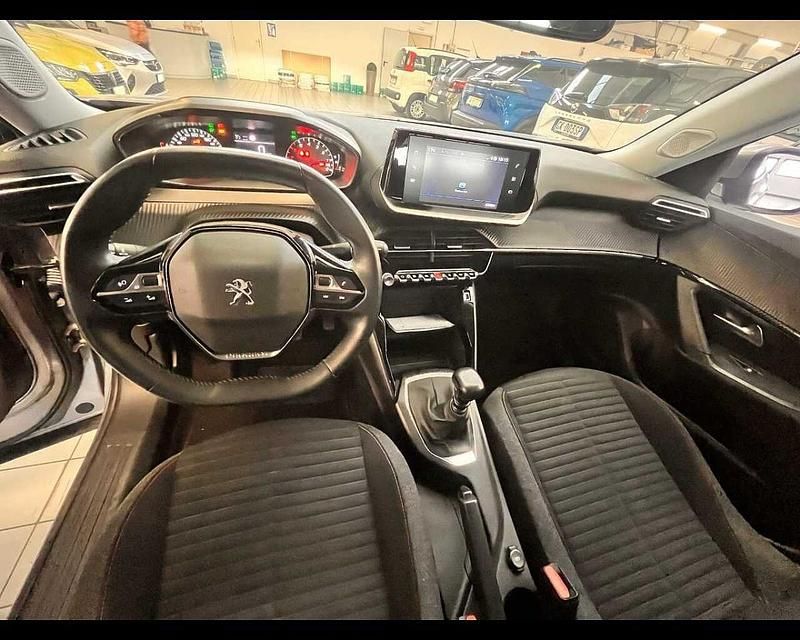 Gebraucht Peugeot 2008 Active 110 PS (80 kW) 2022 Grau SUV