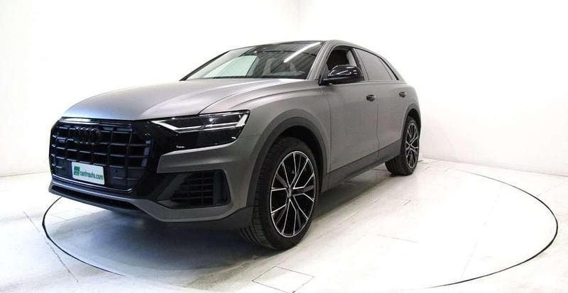 Usata Audi Q8 286 CV (210 kW) 2019 Grigio opaco SUV