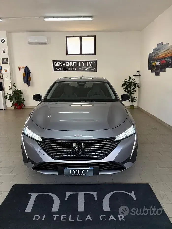 Usata Peugeot 308 GT 131 CV (96 kW) 2023 Grigio Berlina