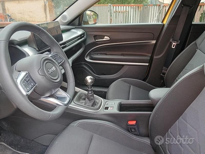 Usata Jeep Avenger Summit 101 CV (74 kW) 2024 Giallo SUV