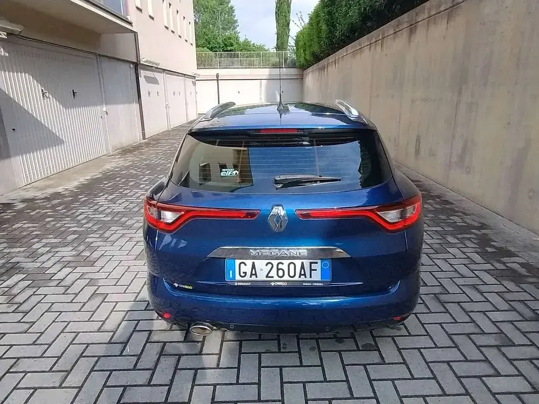 Usata Renault Mégane GrandTour 140 CV (102 kW) 2020 Blu/azzurro Station wagon