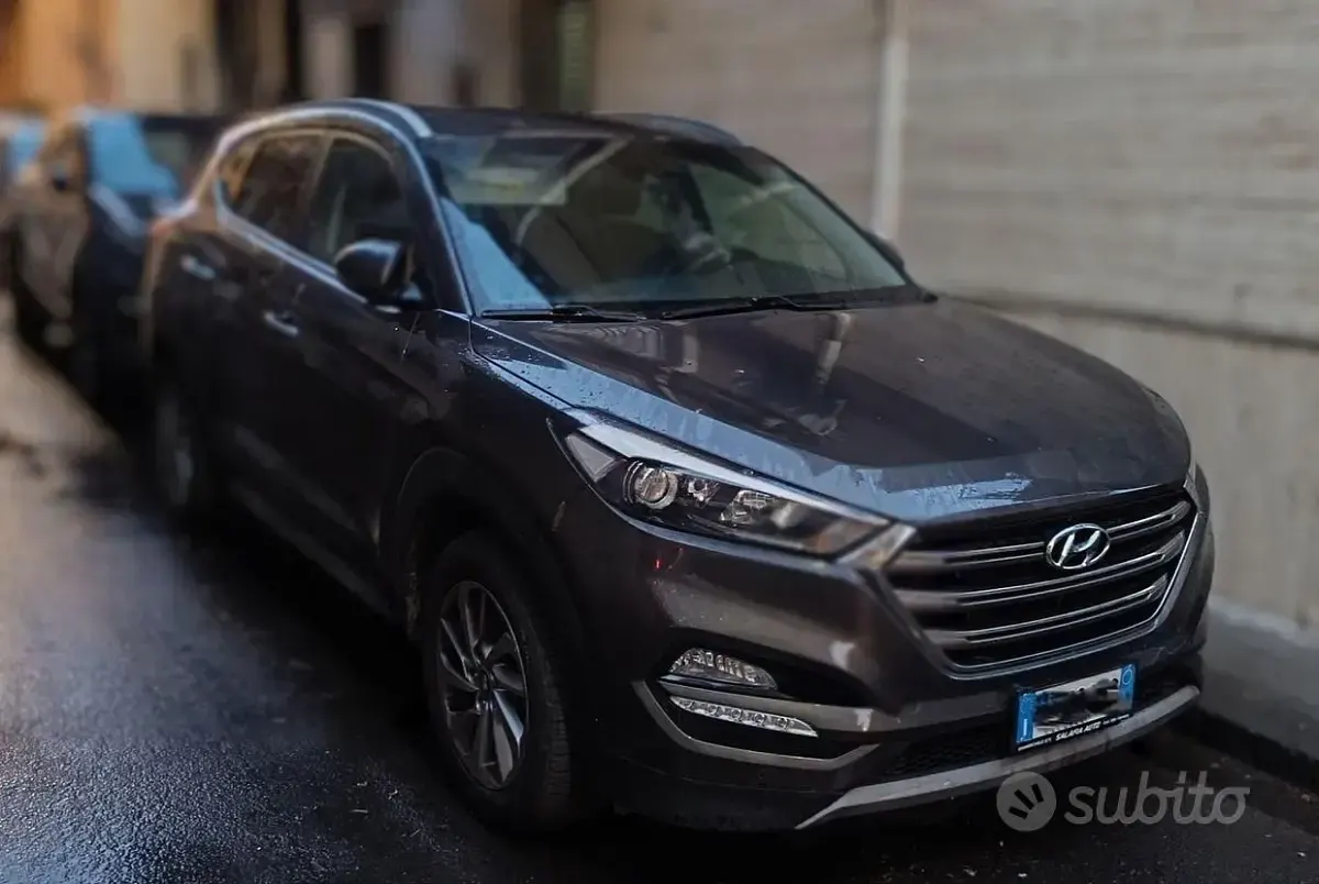 Usata Hyundai Tucson 141 CV (103 kW) 2017 Marrone SUV