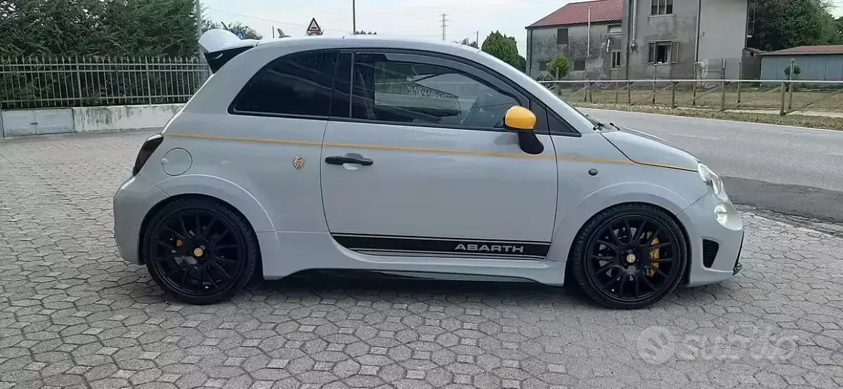 Usata Abarth 500 135 CV (99 kW) 2009 Grigio Utilitaria