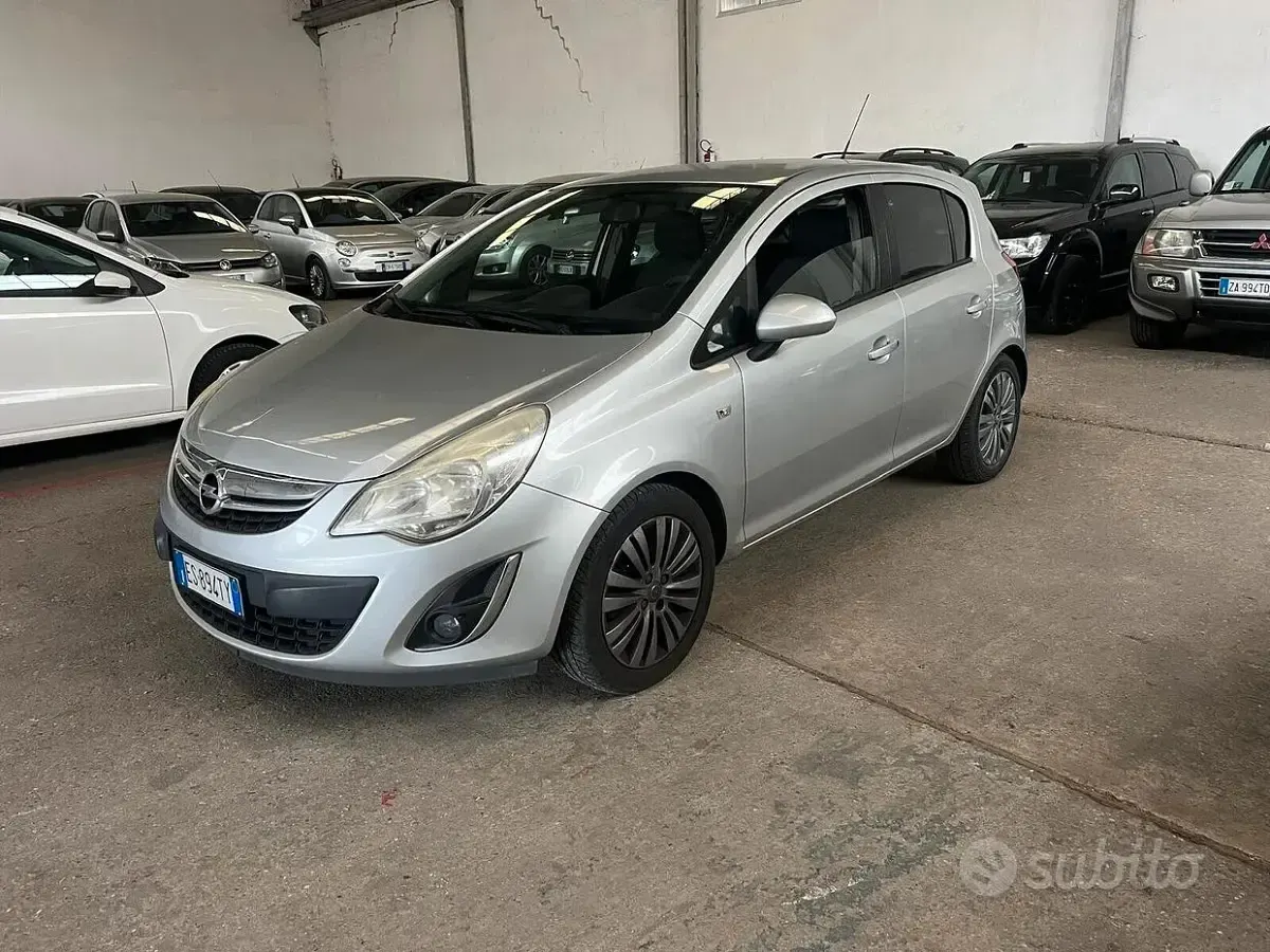 Usata Opel Corsa 86 CV (63 kW) 2013 Bianco Utilitaria