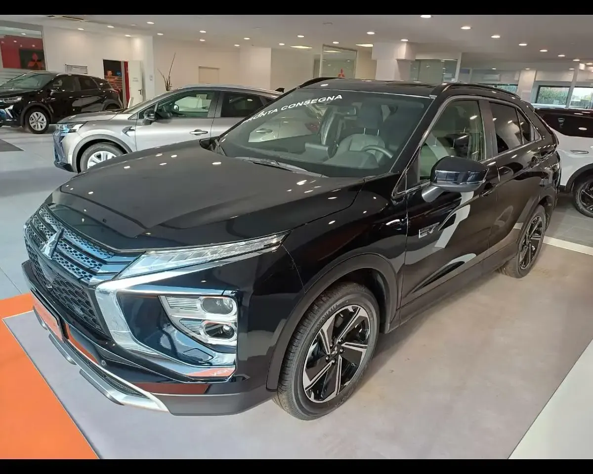 Usata Mitsubishi Eclipse Instyle 97 CV (71 kW) 2025 Nero Berlina
