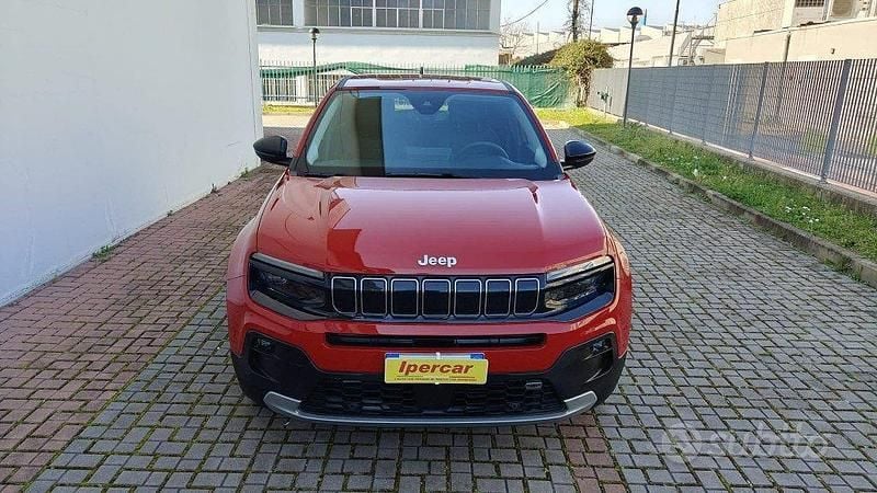 Usata Jeep Avenger Summit 101 CV (74 kW) 2024 Rosso SUV