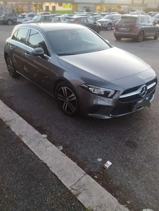 Usata Mercedes A180 116 CV (85 kW) 2023 Berlina