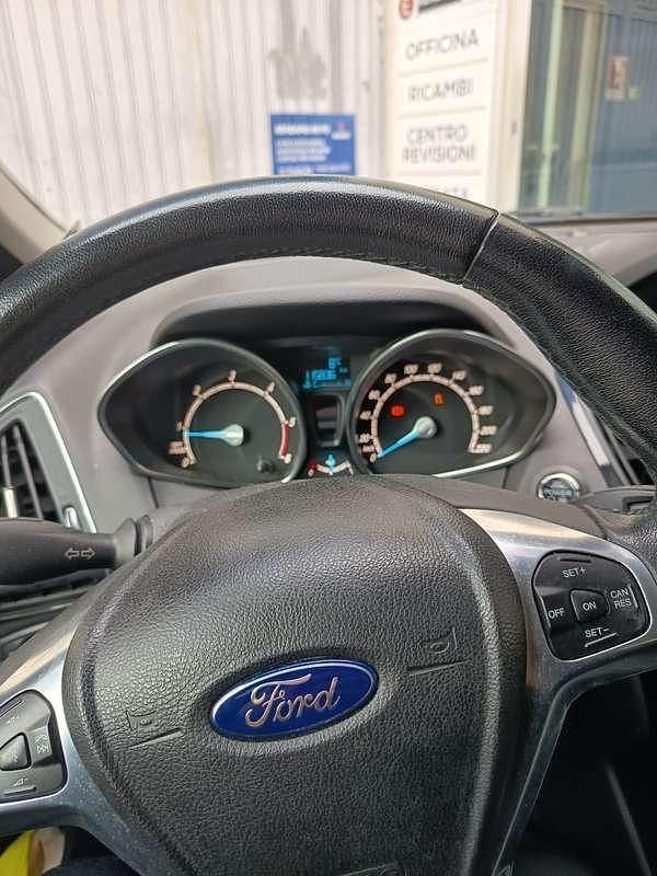 Usata Ford B-MAX Titanium 95 CV (69 kW) 2015 Monovolume