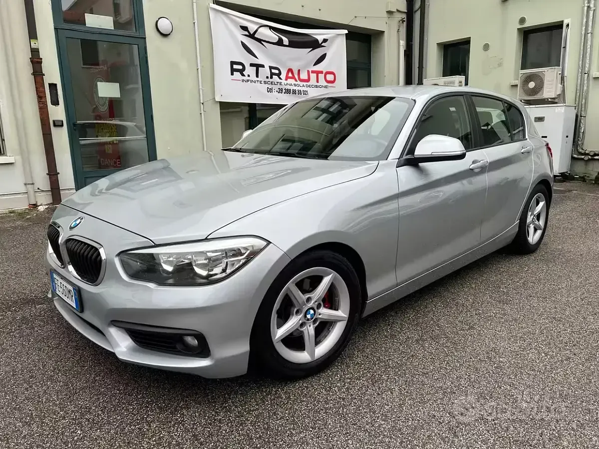 Usata BMW 116 Sport Line 116 CV (85 kW) 2016 Grigio Utilitaria