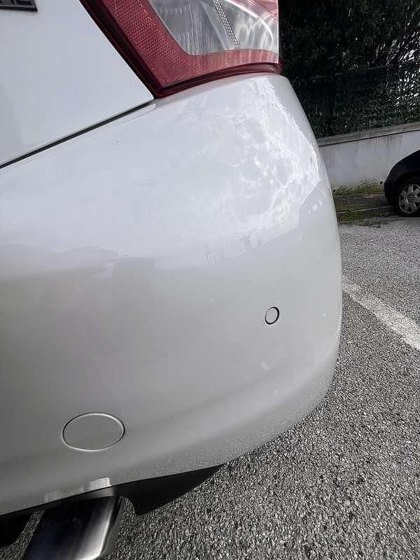 Usata Peugeot 208 GT-line 110 CV (80 kW) 2015 Utilitaria