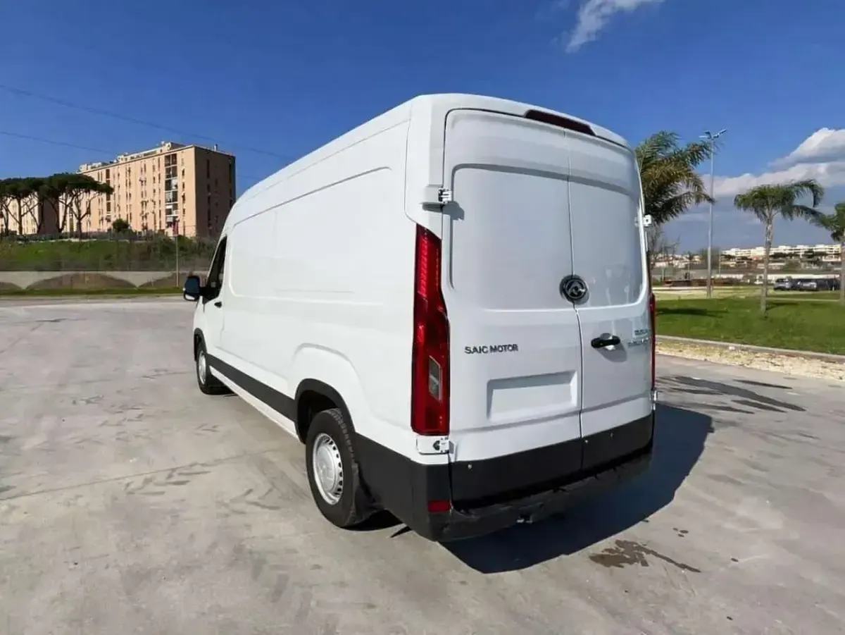 Usata Maxus V90 150 CV (110 kW) 2024 Bianco Furgone