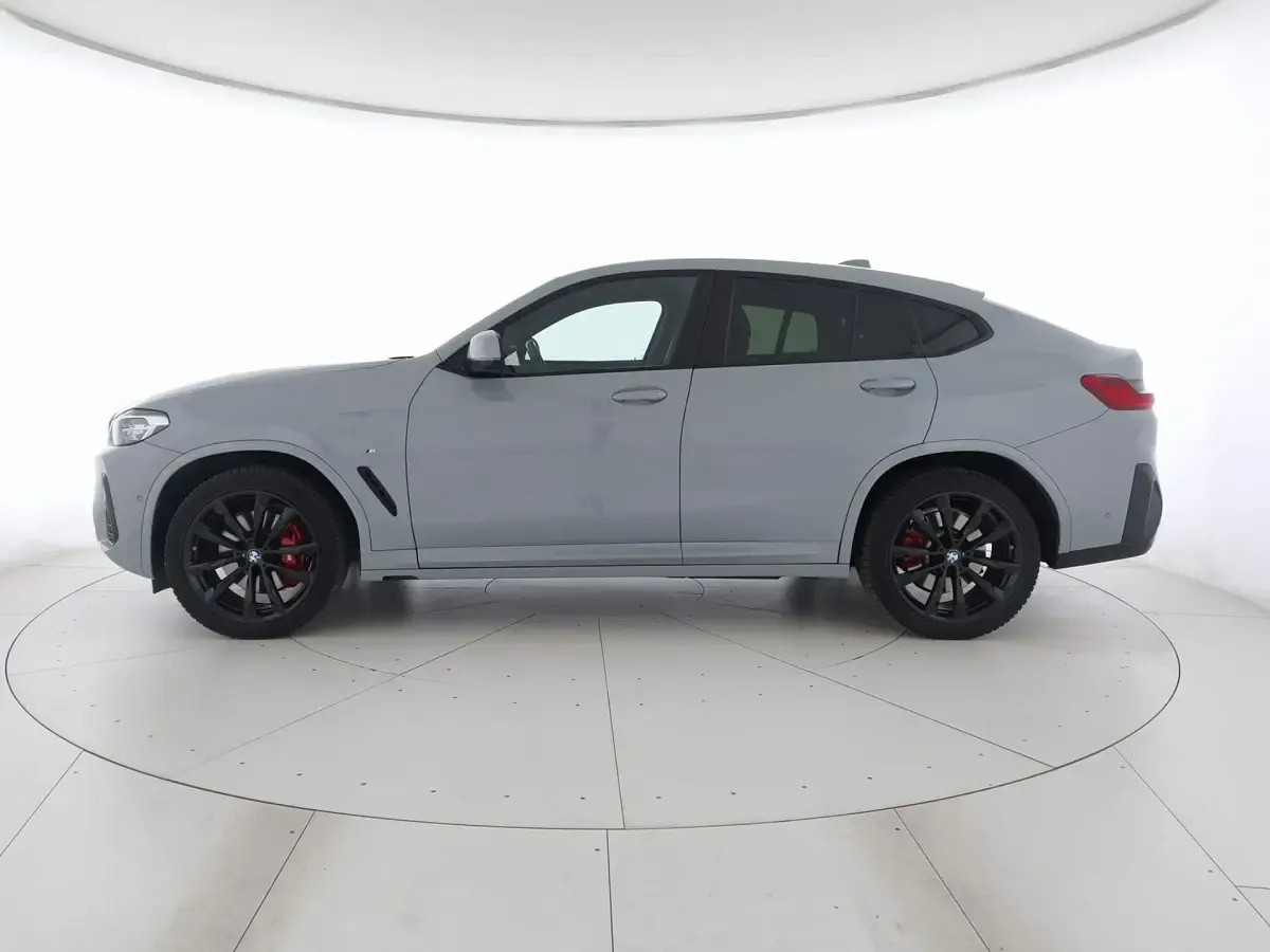 Usata BMW X4 M Sport 184 CV (135 kW) 2023 Grigio SUV