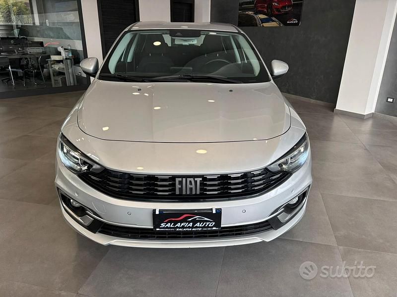 Grigio Usata 2021 Fiat Tipo Sport Tre volumi | 11.990 € (Buon prezzo) - Immagine 1/4