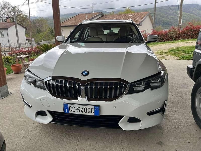 Usata BMW 320 Comfort Edition 190 CV (139 kW) 2020 Bianco Station wagon