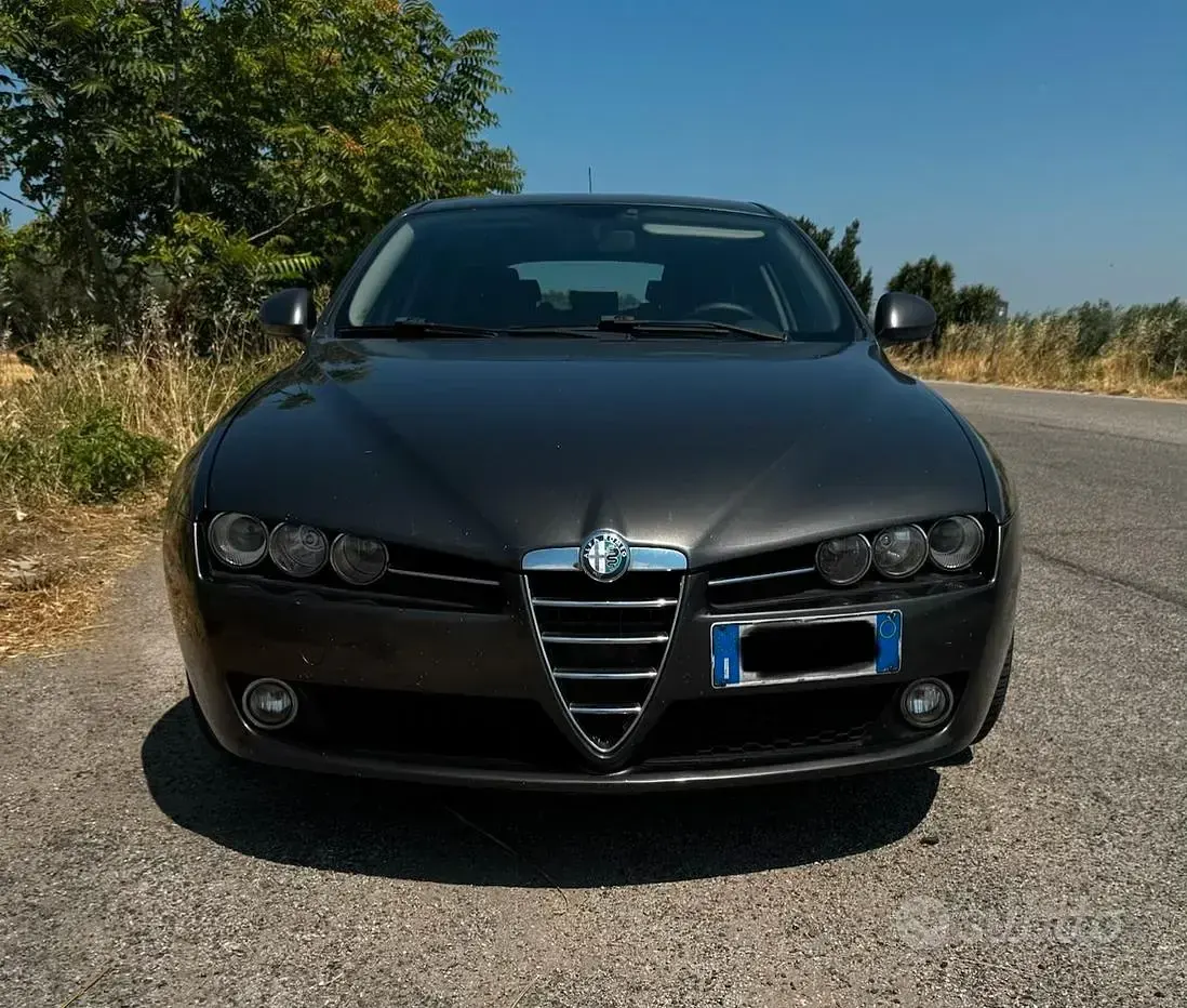 Usata Alfa Romeo 159 150 CV (110 kW) 2007 Grigio Station wagon