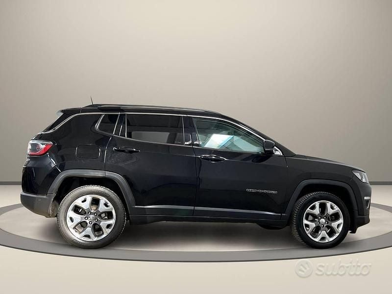 Usata Jeep Compass Limited 140 CV (102 kW) 2019 Nero / metallizzato SUV