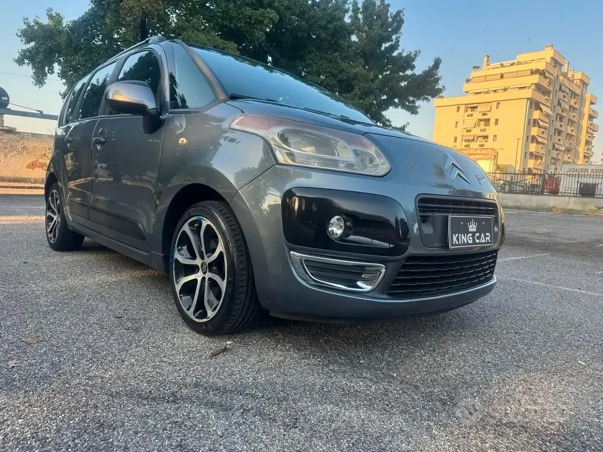 Usata Citroën C3 Picasso Exclusive 95 CV (69 kW) 2010 Grigio Monovolume
