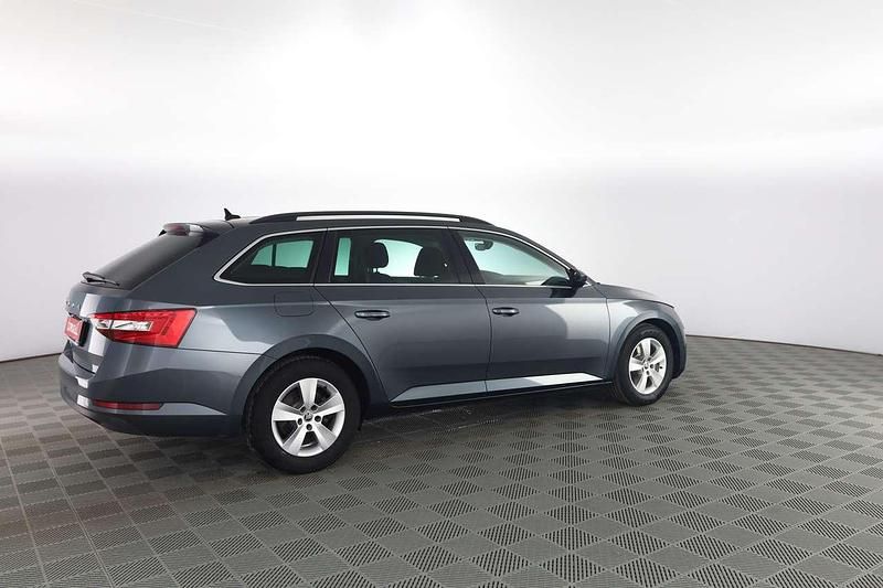 Usata Skoda Superb Ambition 120 CV (88 kW) 2020 Grigio quarzo Station wagon