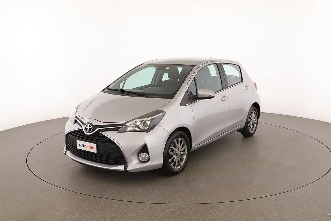 Usata Toyota Yaris Active 70 CV (51 kW) 2016