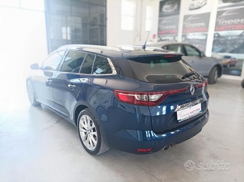 Usata Renault Mégane GrandTour Bose Edition 110 CV (80 kW) 2017 Blu Station wagon