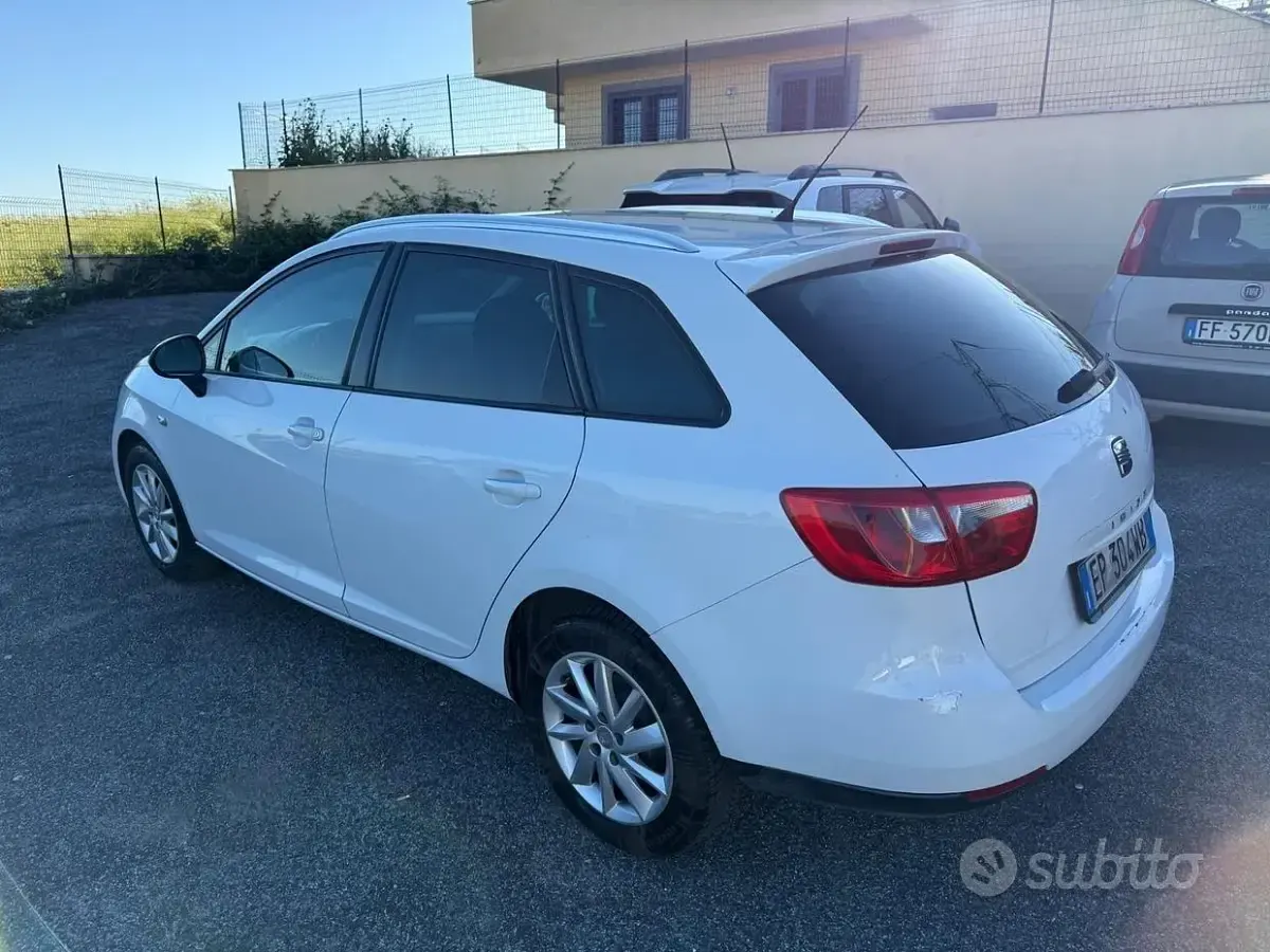 Usata Seat Ibiza ST Reference 69 CV (50 kW) 2015 Bianco Station wagon